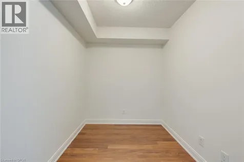25 Viking Lane Toronto ON M9B 0A1