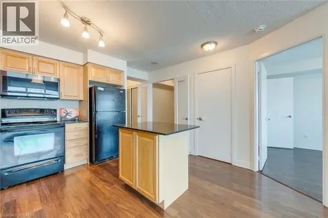 25 Viking Lane Toronto ON M9B 0A1