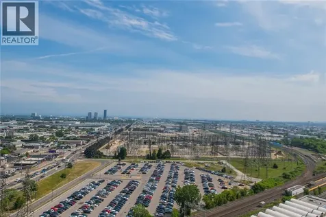 25 Viking Lane Toronto ON M9B 0A1
