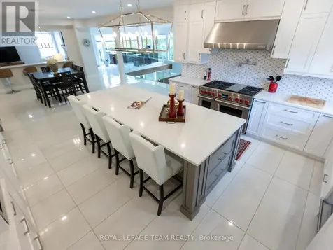 34 Rideauview Terrace Ottawa ON K2C 3R9