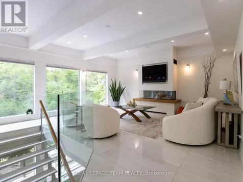 34 Rideauview Terrace Ottawa ON K2C 3R9