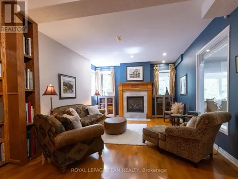 34 Rideauview Terrace Ottawa ON K2C 3R9