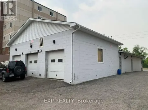 968 & 970 Colborne Street Brantford ON N3S 3T4