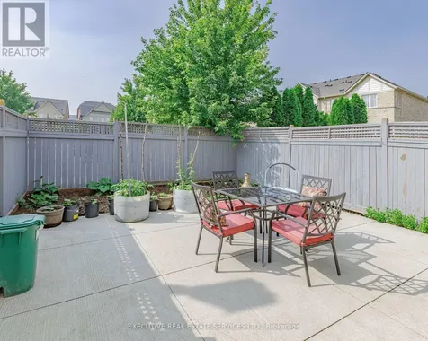 2 Nectarlane Avenue Caledon ON L7C 3M8