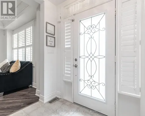 2 Nectarlane Avenue Caledon ON L7C 3M8