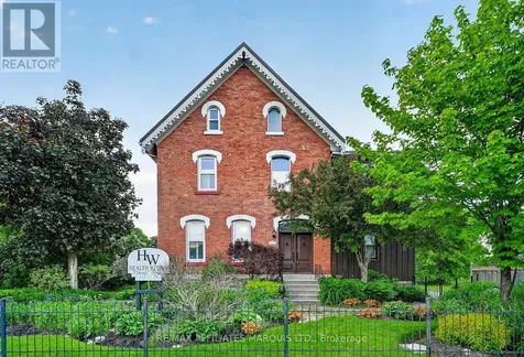 105 5th Street East Cornwall ON K6H 2L6