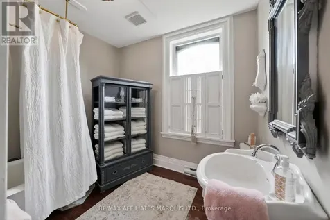 105 5th Street East Cornwall ON K6H 2L6
