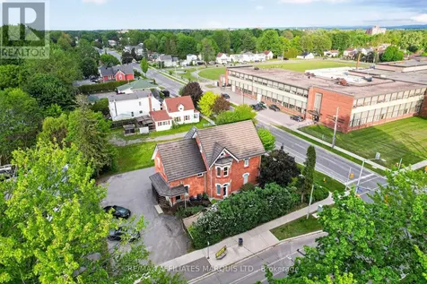 105 5th Street East Cornwall ON K6H 2L6