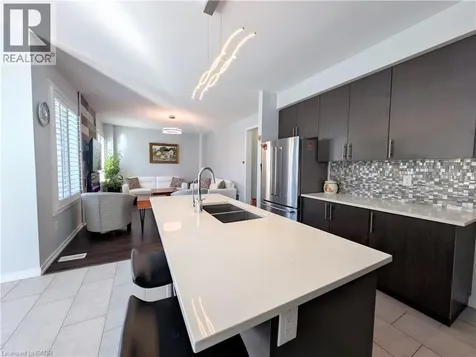 37 Mull Avenue Caledonia ON N3W 0B9
