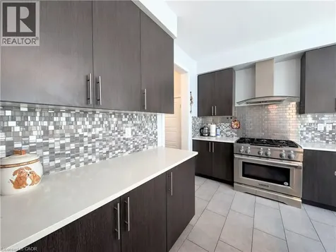 37 Mull Avenue Caledonia ON N3W 0B9