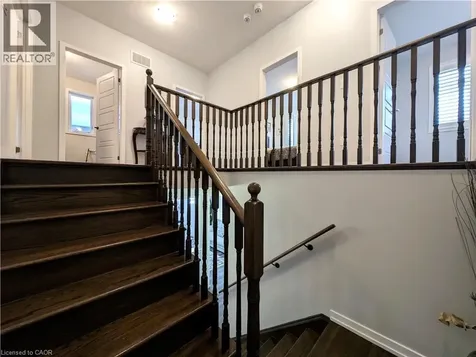 37 Mull Avenue Caledonia ON N3W 0B9
