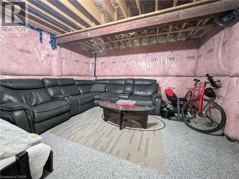 37 Mull Avenue Caledonia ON N3W 0B9
