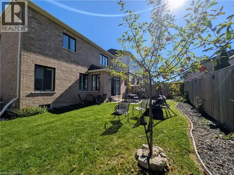37 Mull Avenue Caledonia ON N3W 0B9
