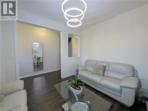 37 Mull Avenue Caledonia ON N3W 0B9