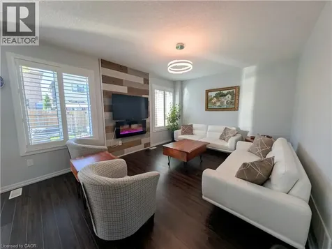 37 Mull Avenue Caledonia ON N3W 0B9