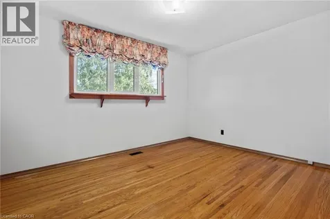 12 Lorne Avenue Grimsby ON L3M 2H5