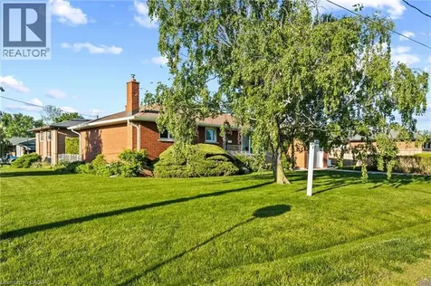 12 Lorne Avenue Grimsby ON L3M 2H5