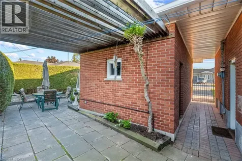 12 Lorne Avenue Grimsby ON L3M 2H5