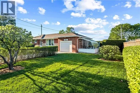 12 Lorne Avenue Grimsby ON L3M 2H5