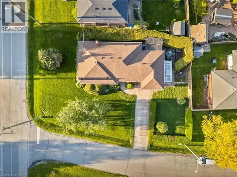 12 Lorne Avenue Grimsby ON L3M 2H5