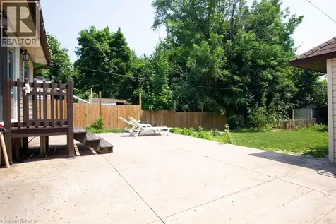 30 Eastvale Place Hamilton ON L8H 1P1