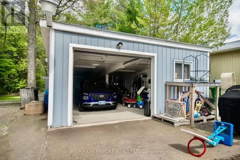 2185 Petawawa Boulevard Petawawa ON K8A 7G8