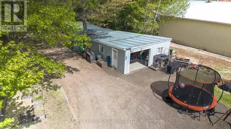 2185 Petawawa Boulevard Petawawa ON K8A 7G8