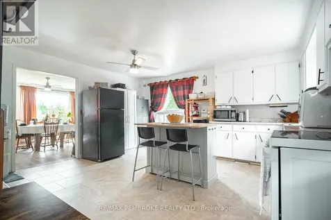 2185 Petawawa Boulevard Petawawa ON K8A 7G8
