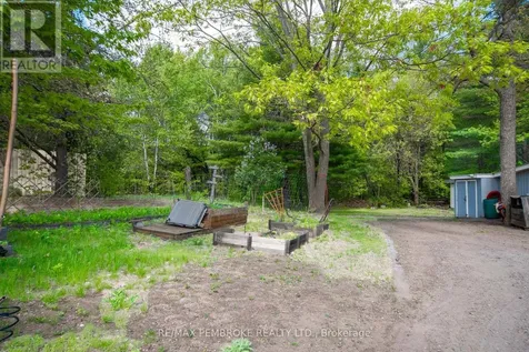 2185 Petawawa Boulevard Petawawa ON K8A 7G8