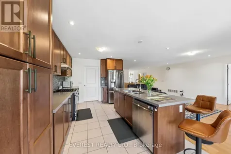 14 Hewson Street Penetanguishene ON L9M 0V7