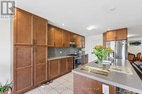 14 Hewson Street Penetanguishene ON L9M 0V7