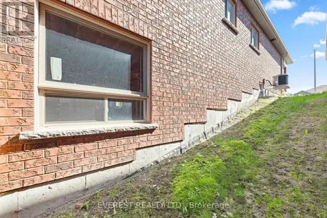 14 Hewson Street Penetanguishene ON L9M 0V7