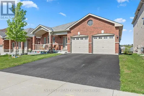 14 Hewson Street Penetanguishene ON L9M 0V7