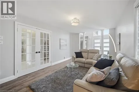 44 Banington Crescent Brampton ON L7A 1G4