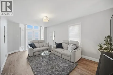 44 Banington Crescent Brampton ON L7A 1G4