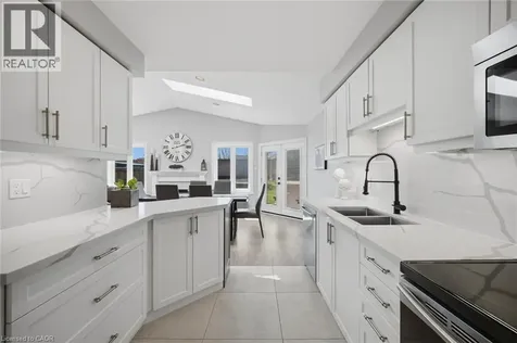 44 Banington Crescent Brampton ON L7A 1G4