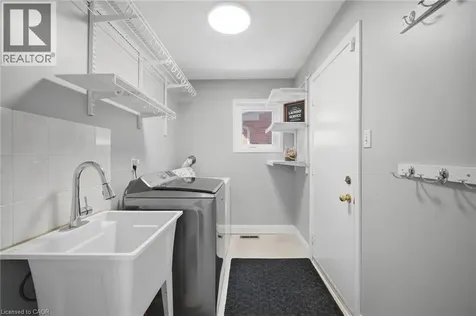 44 Banington Crescent Brampton ON L7A 1G4