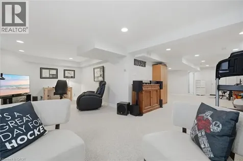 44 Banington Crescent Brampton ON L7A 1G4