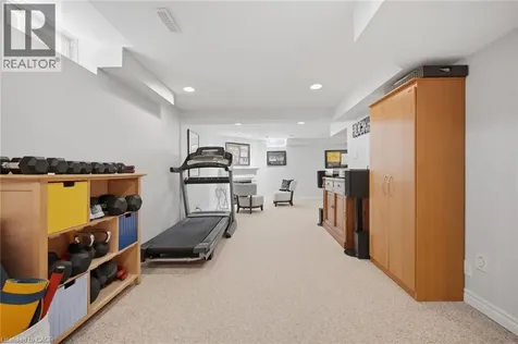 44 Banington Crescent Brampton ON L7A 1G4