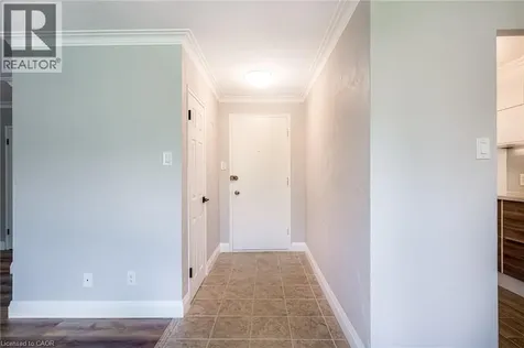 2052 Courtland Drive Burlington ON L7R 1R8