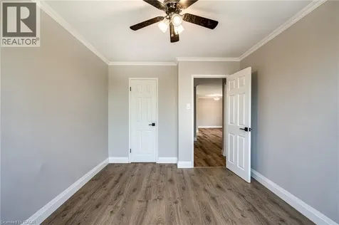 2052 Courtland Drive Burlington ON L7R 1R8