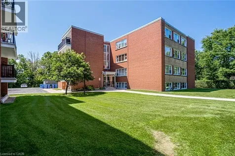 2052 Courtland Drive Burlington ON L7R 1R8