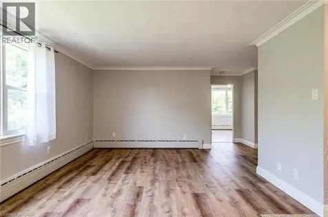 2052 Courtland Drive Burlington ON L7R 1R8