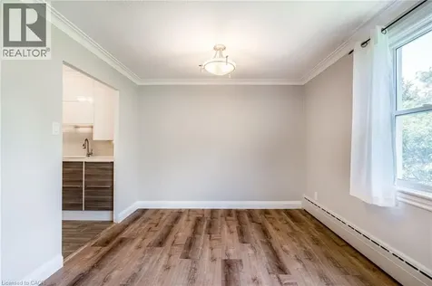 2052 Courtland Drive Burlington ON L7R 1R8