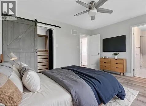 290 Apple Hill Crescent Kitchener ON N2R 0E5