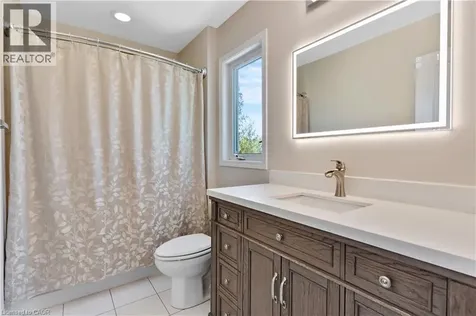 290 Apple Hill Crescent Kitchener ON N2R 0E5