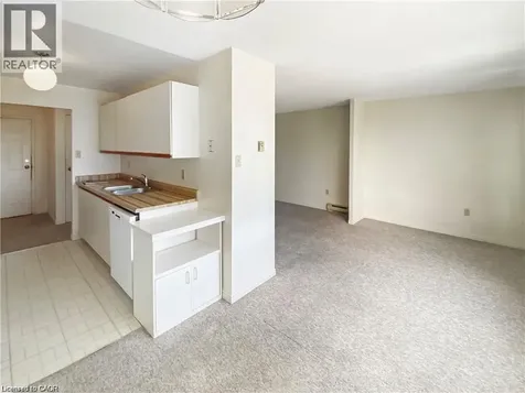 65 Highland Crescent Kitchener ON N2M 5M8