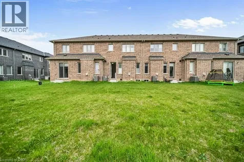 3 Capton Street Brantford ON L3Z 3E5