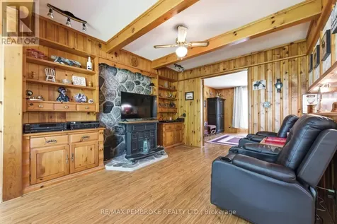 236 Witt Road Laurentian Valley ON K8A 6W5