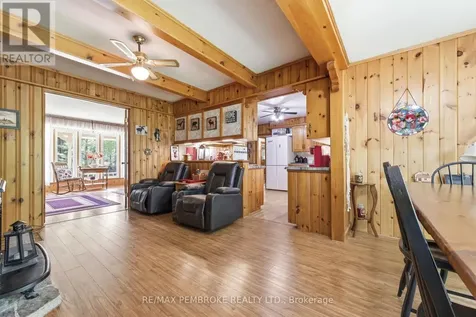 236 Witt Road Laurentian Valley ON K8A 6W5